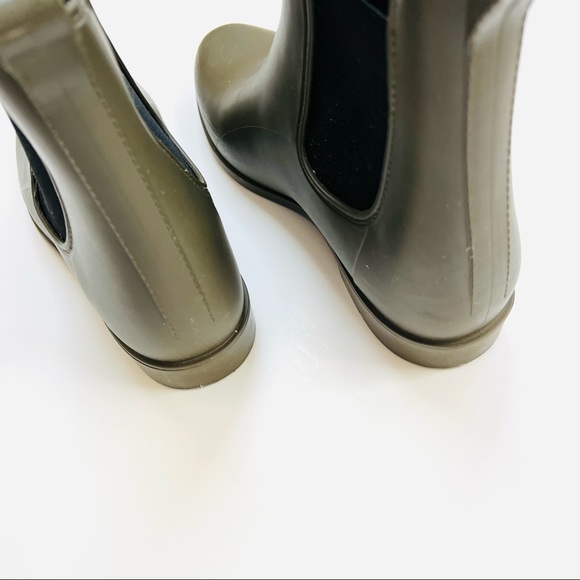 A New Day Rain Boot - Picture 7 of 8